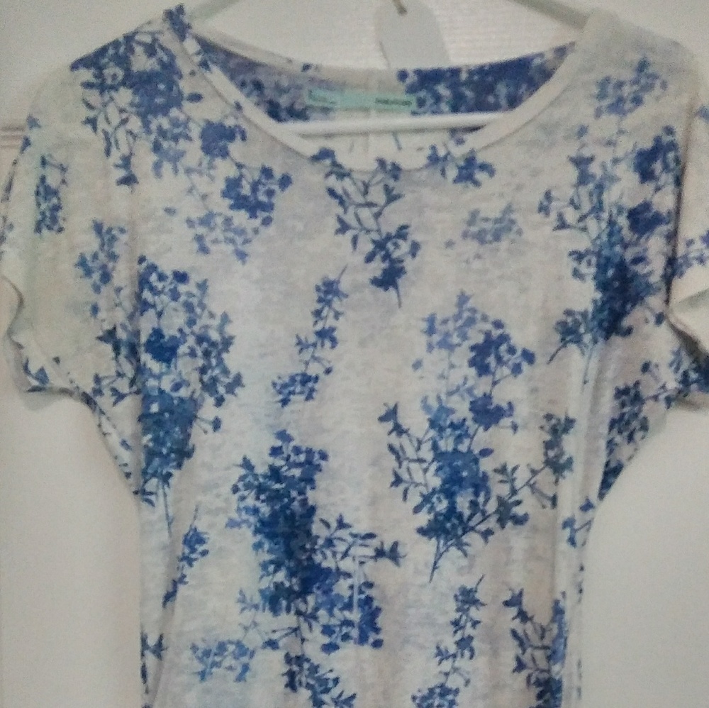 Maurices t-shirt